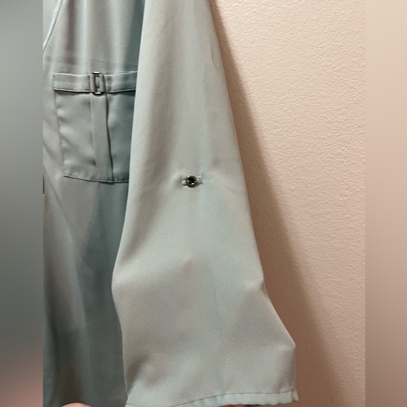 Maurices Blouse with pockets - Picture 4 of 6